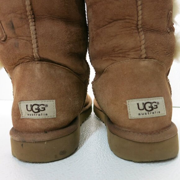 UGG Insulated 1873 Triplet Button Bailey Australia Winter Footwear Women's Sz 10 - Picture 6 of 6